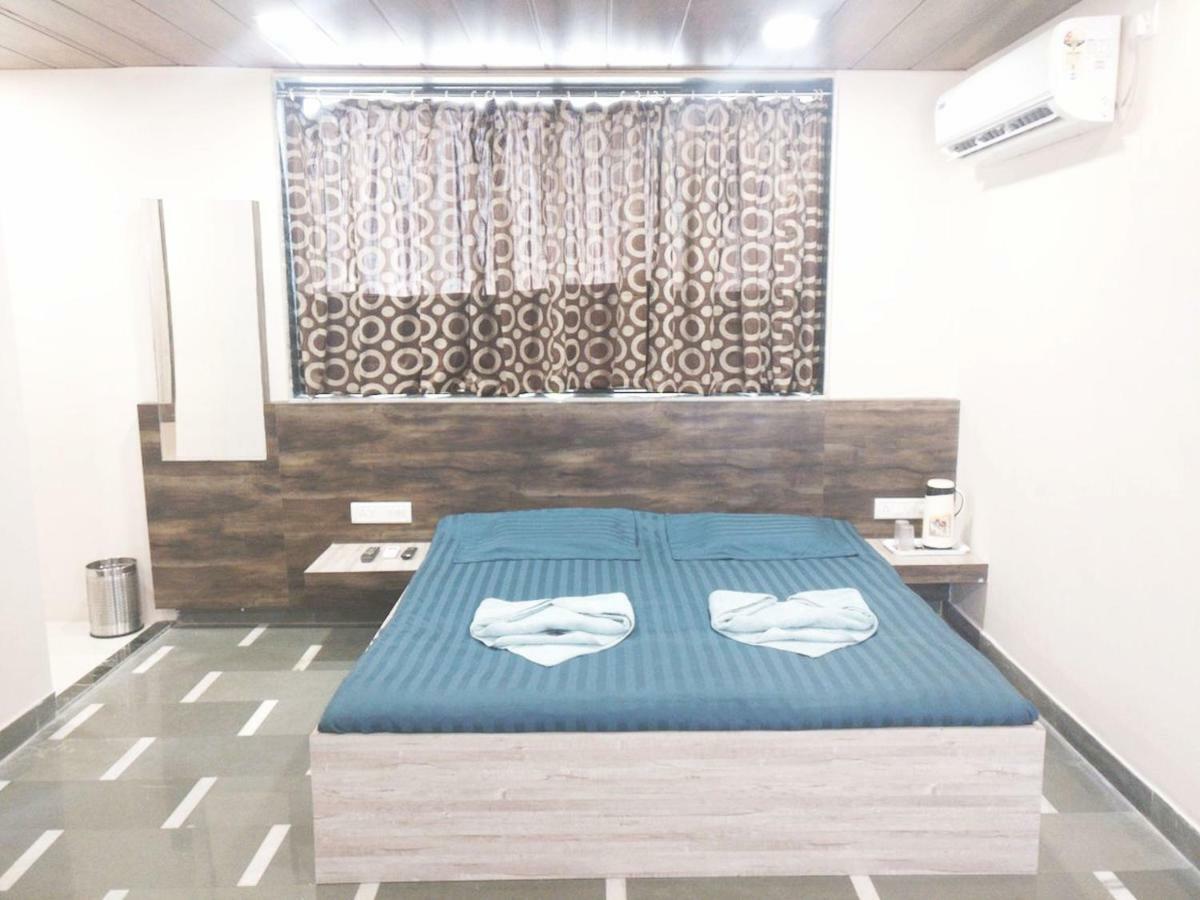 Mauli Niwas Villa Matheran Eksteriør bilde